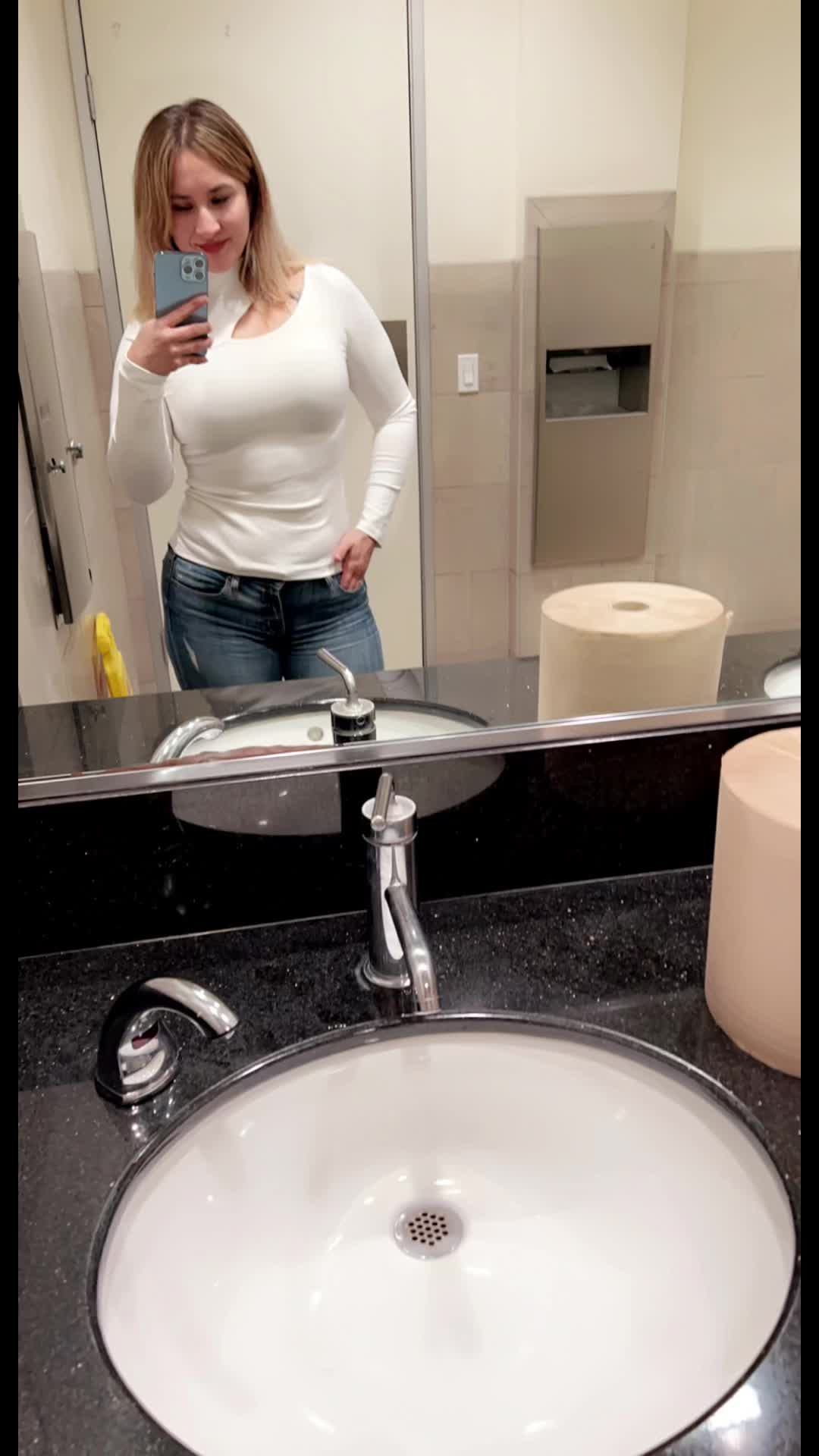 @Dayzee