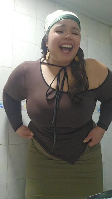 @Desiree🇻🇪🇨🇱