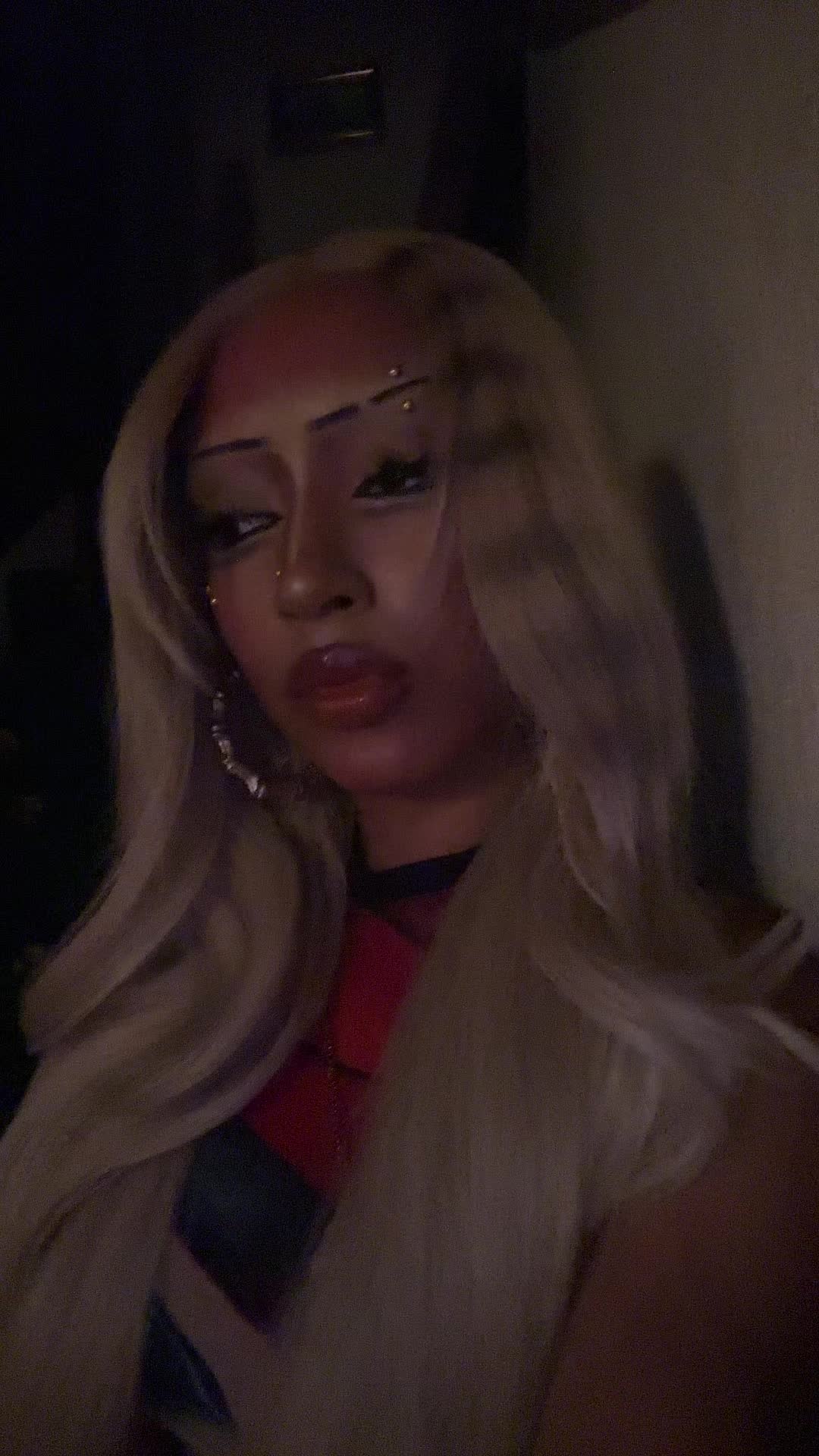 @𝐧𝐚𝐧𝐚