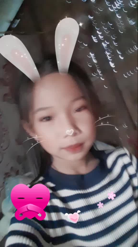 @ນາງ ເພັດ ໄຊຍະວົງ