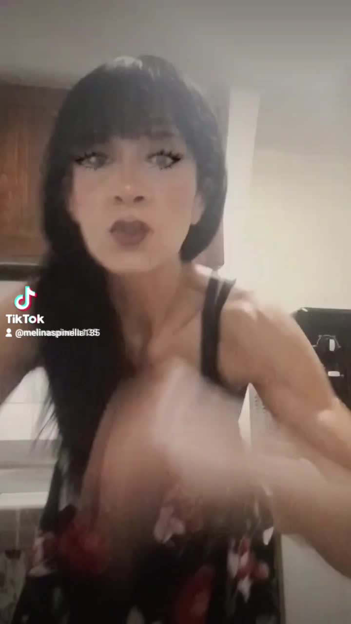 @melinaspinella