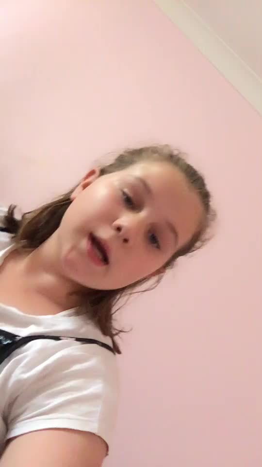 @Claire Halpin🤪💘