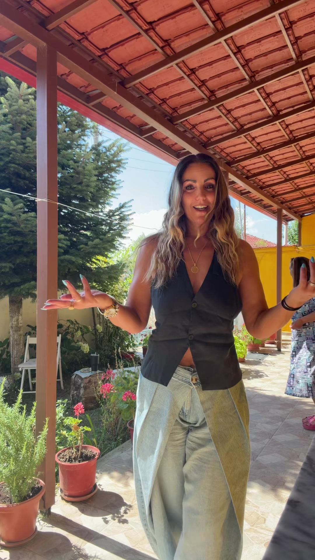 @Elisavet @@🇦🇱🇬🇷