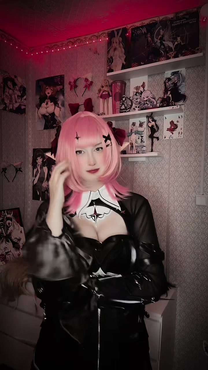 @Мышка жена 🐭