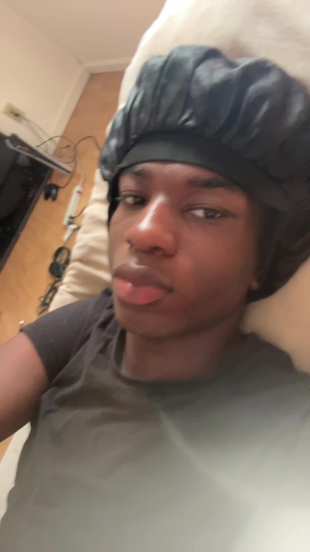 @KeepGodFirst