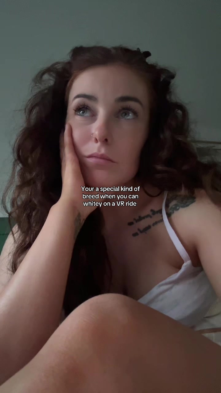 @Danielle🦋