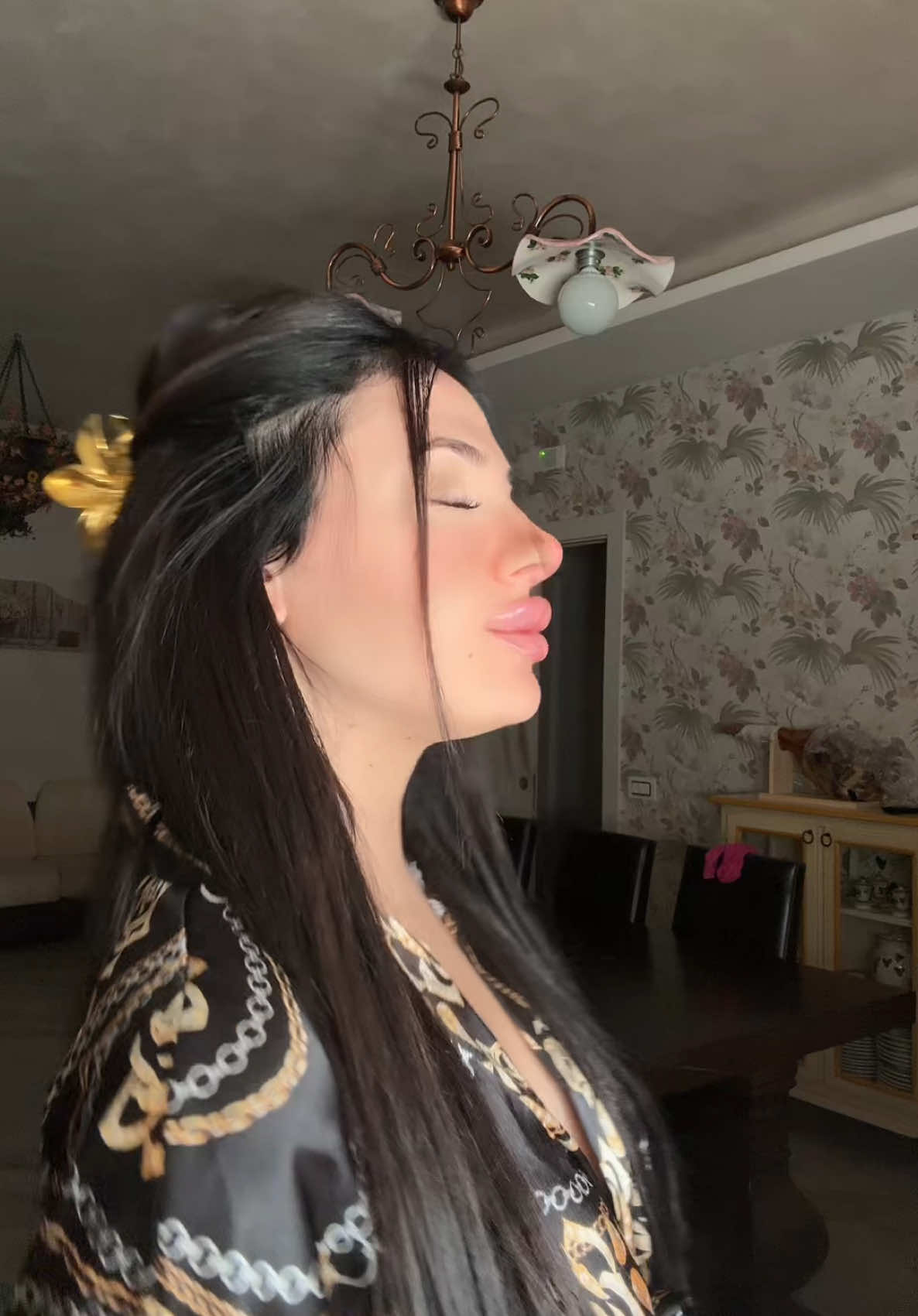 @𝐻𝑒𝓁𝑒𝓃 𝑀𝒶𝓇𝑔𝒾𝑜𝓇𝑒🌟