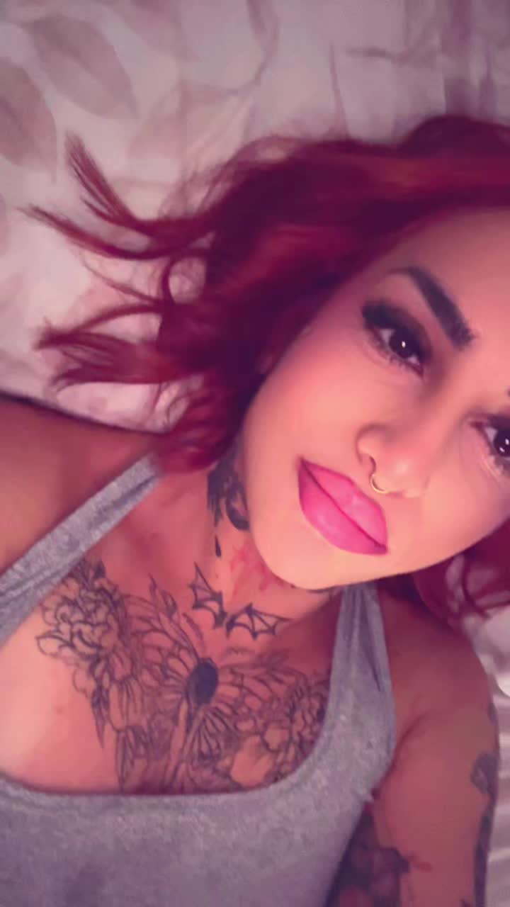 @leyanailz