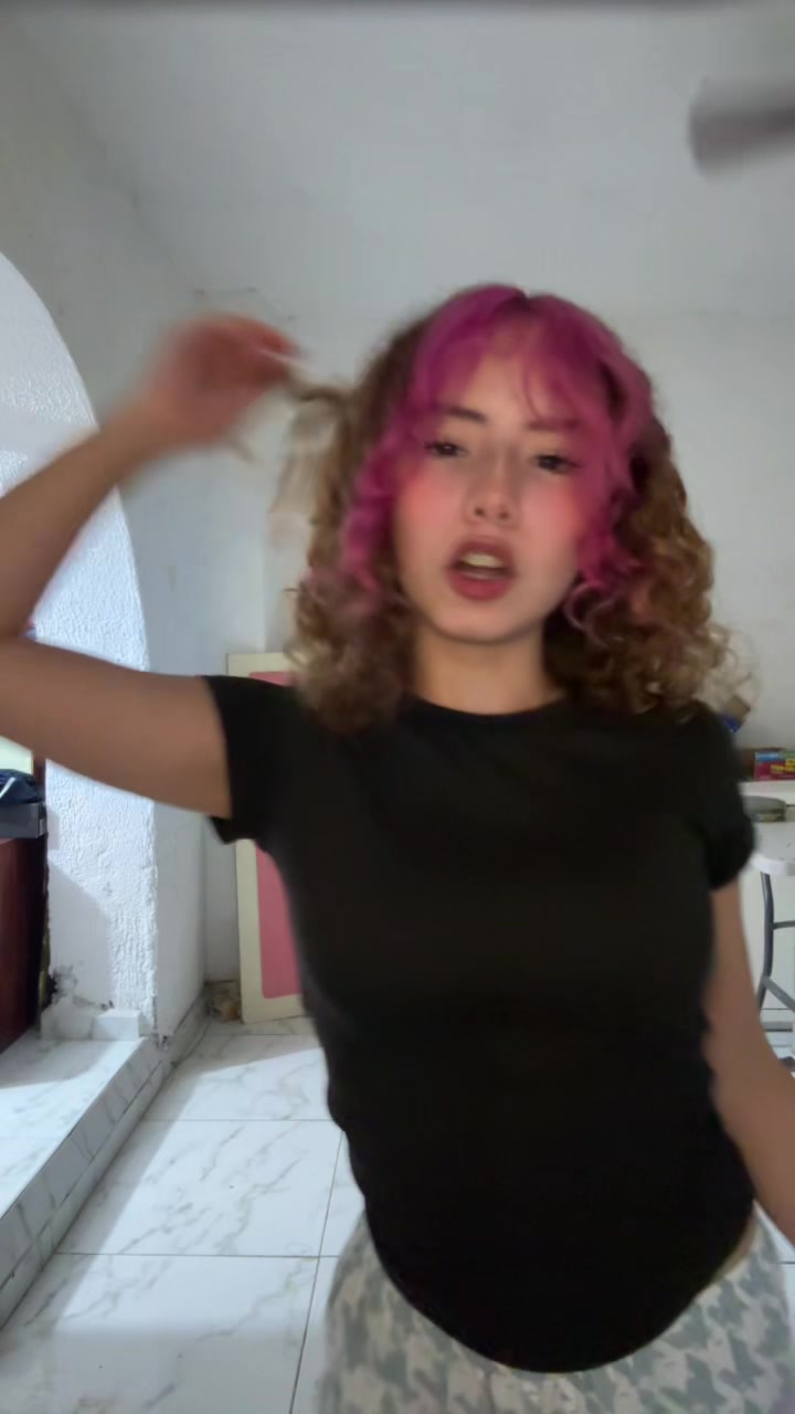 @Ly