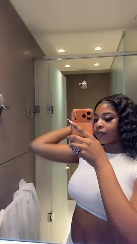 @TIKTOK CHALLENGE 🖤🟣❤️🦋