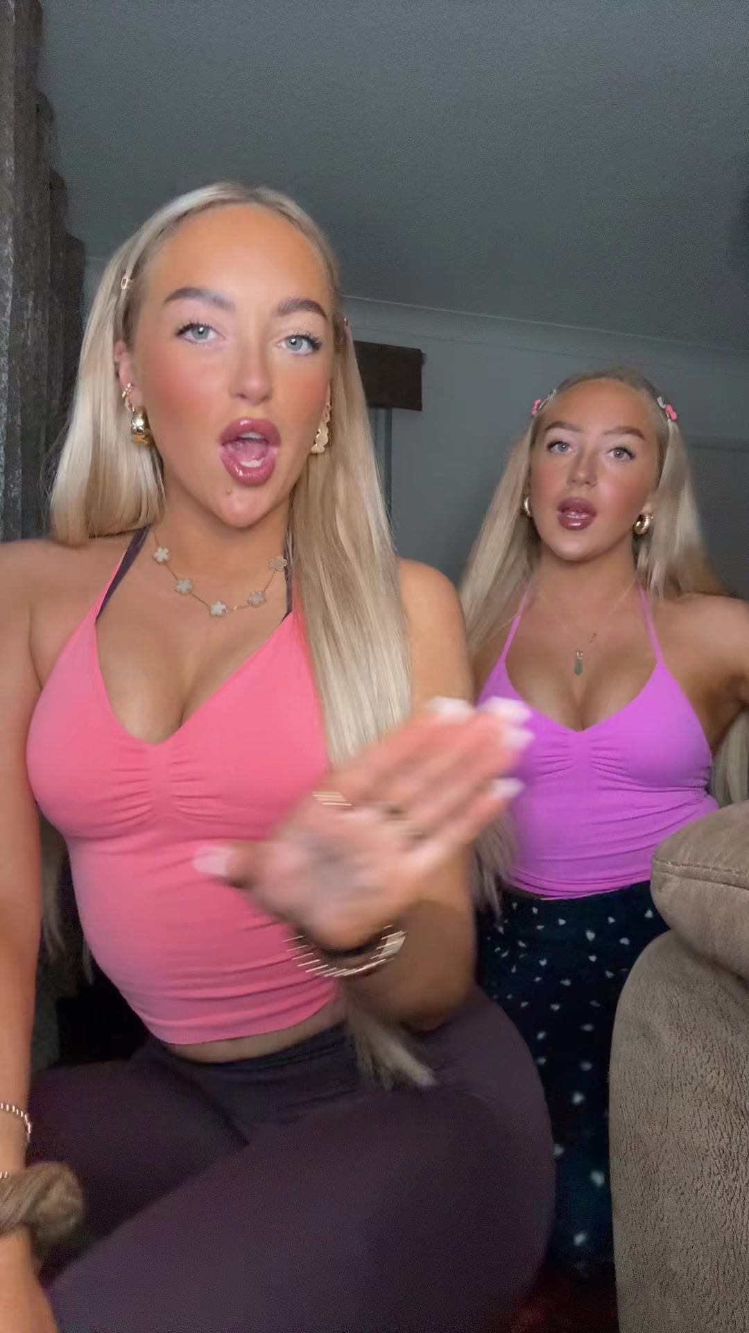 @DarlingTwinsPt.2