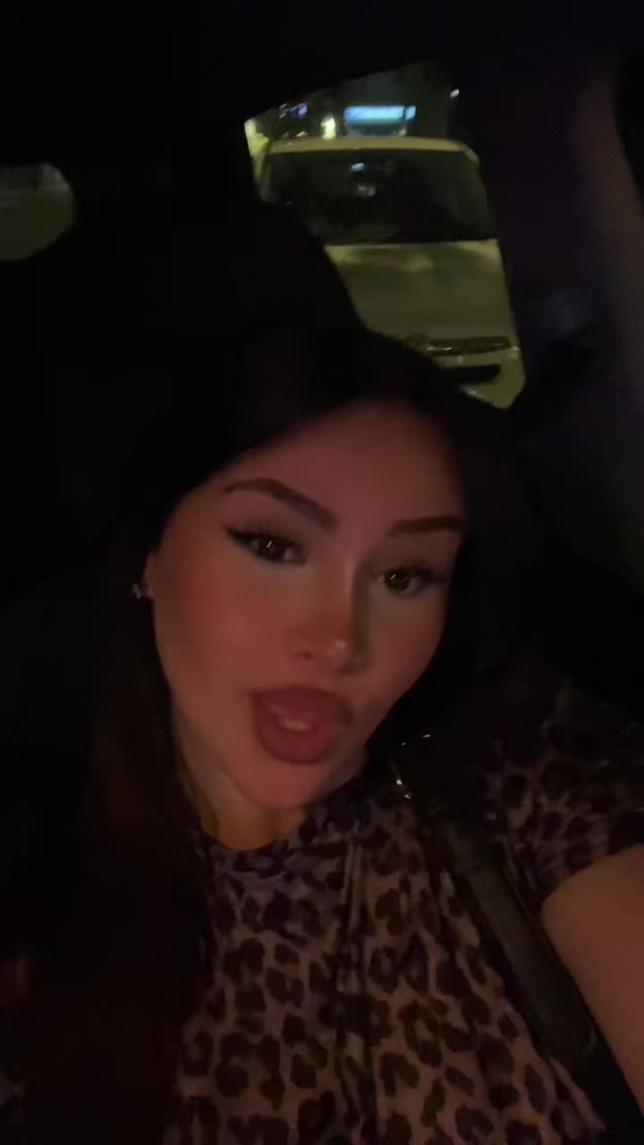 @A N N A C H I A R A 🦋