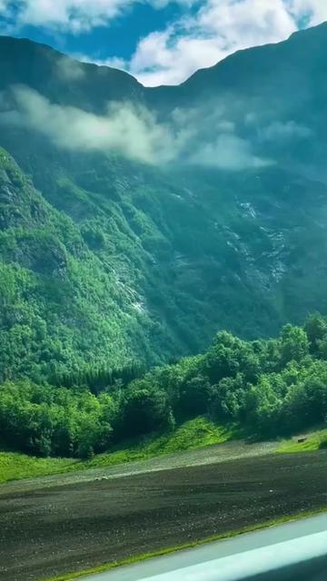 @Mansi Rani 🇳🇴