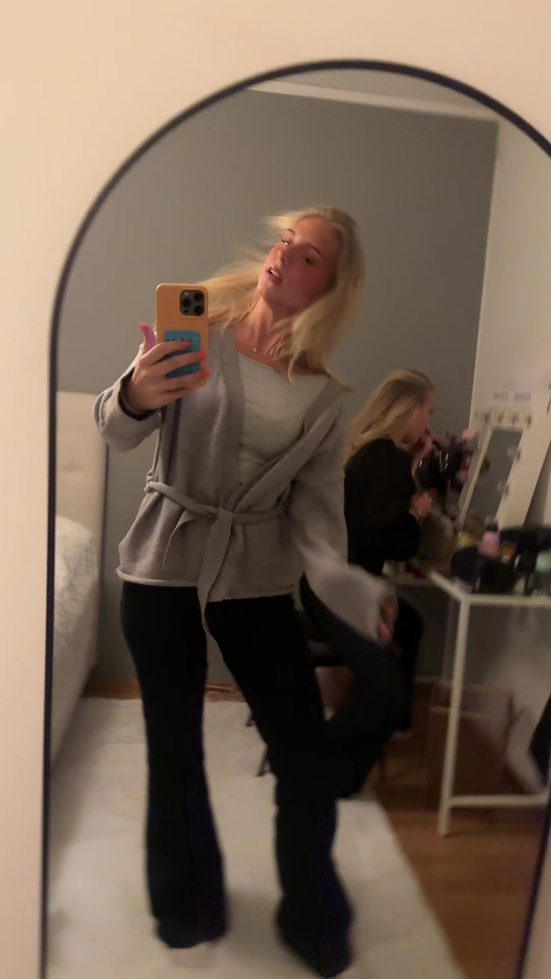 @Dixie Knutsson