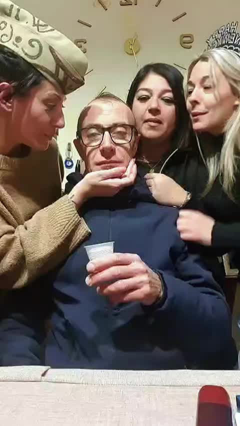 @niknaz21