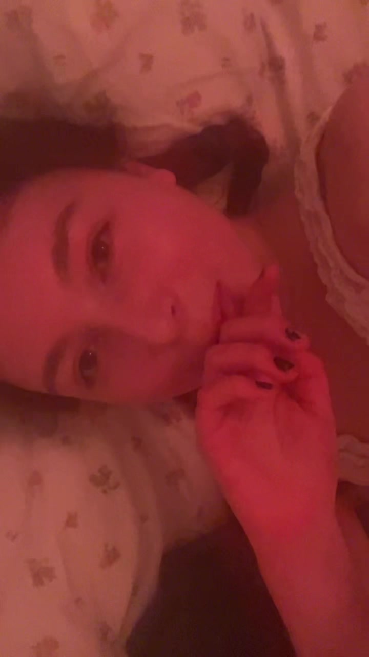 @Amber_petite_fawn