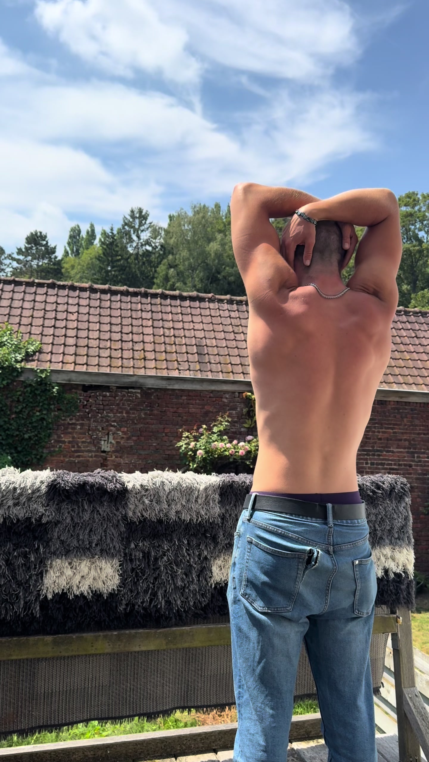 @Ash_witheking