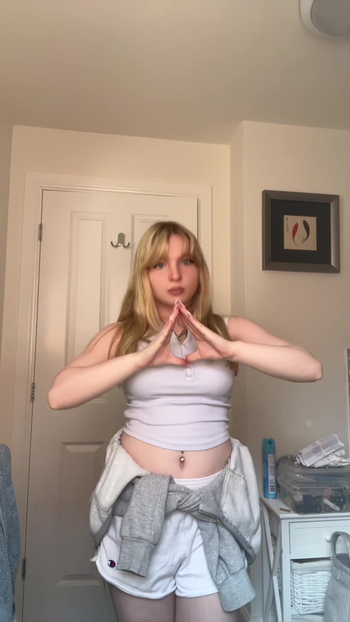 @Notchloe