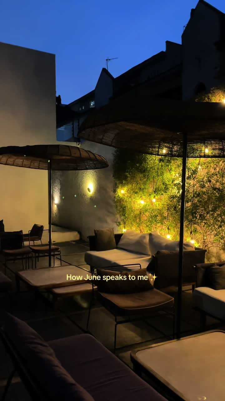 @Lola