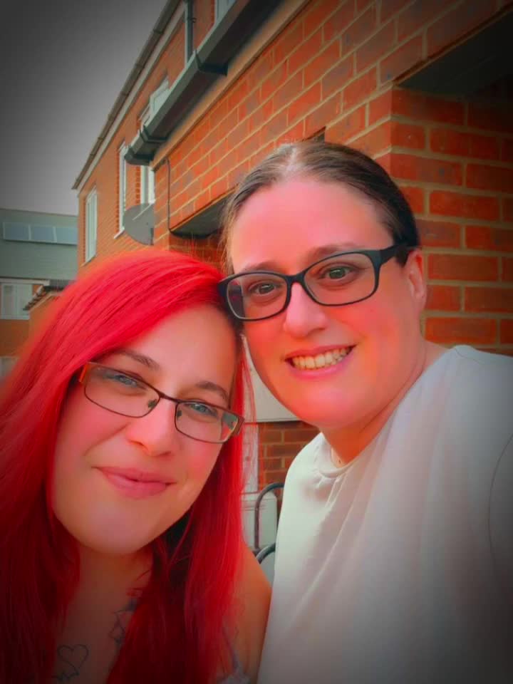 @chloerose1986