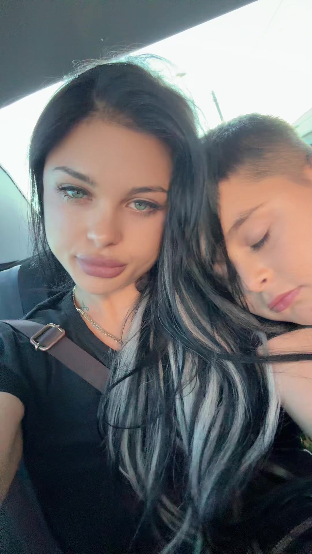 @Gabriela Preda