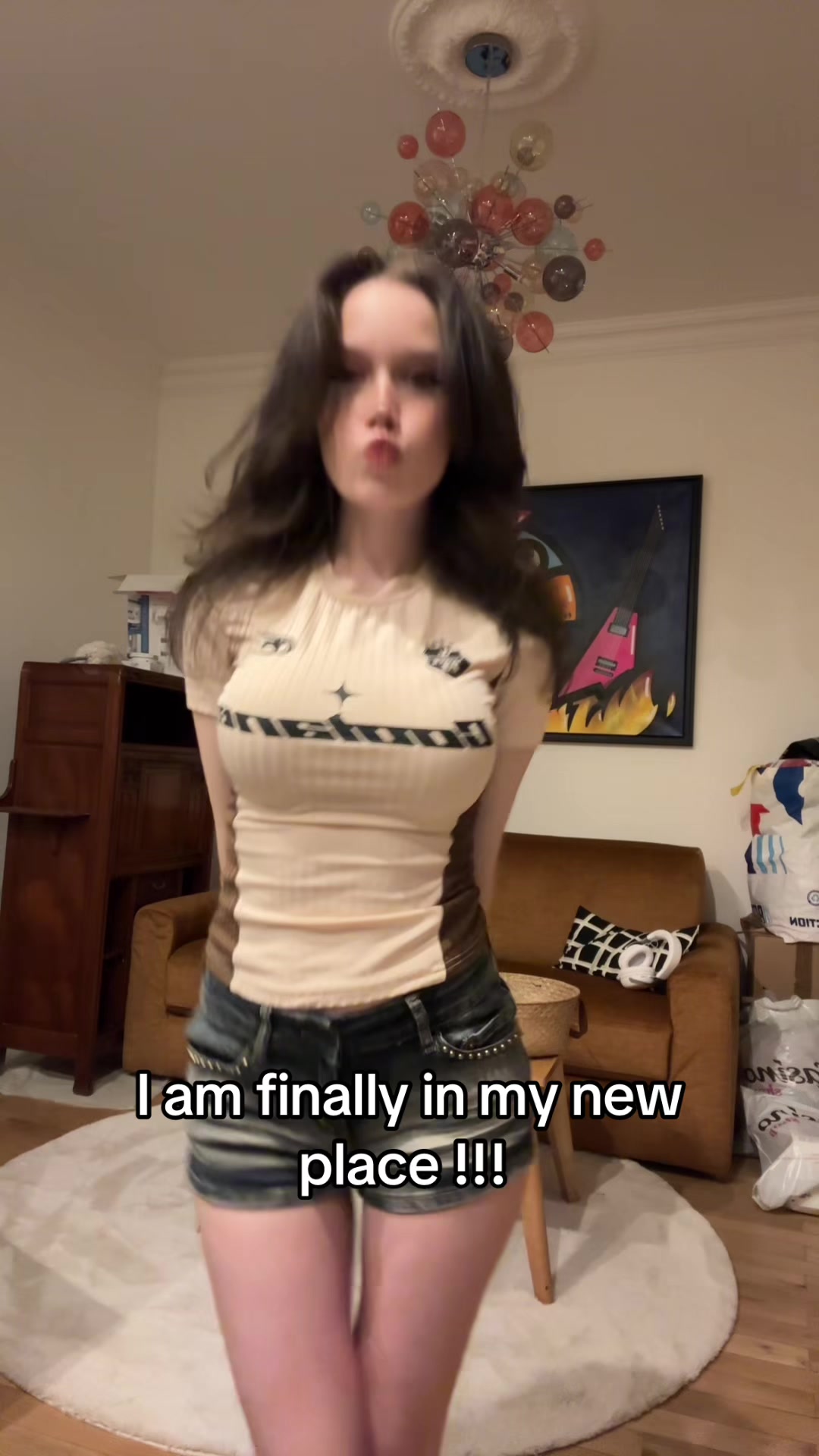 @Charlyne twitch.tv/charlyne