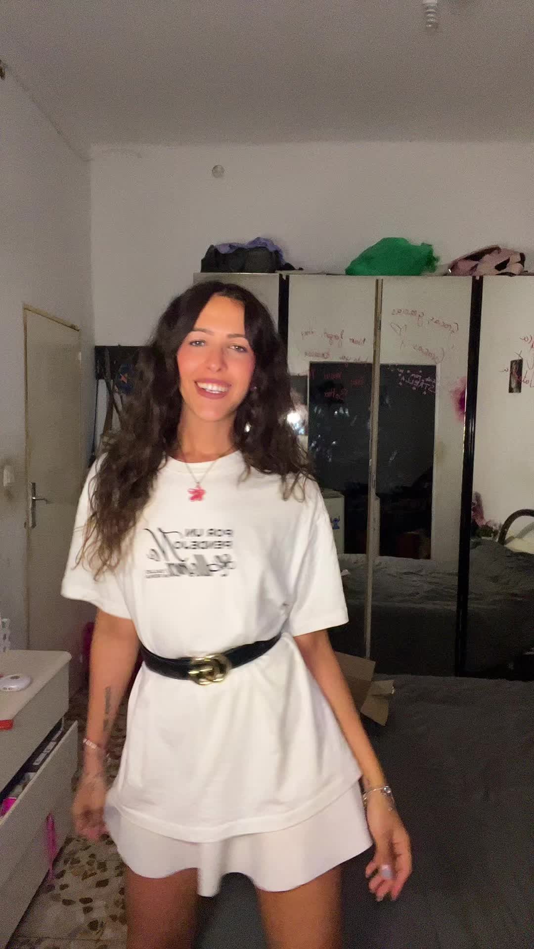 @Reina Natalia👑🌼 ❯❯❯❯
