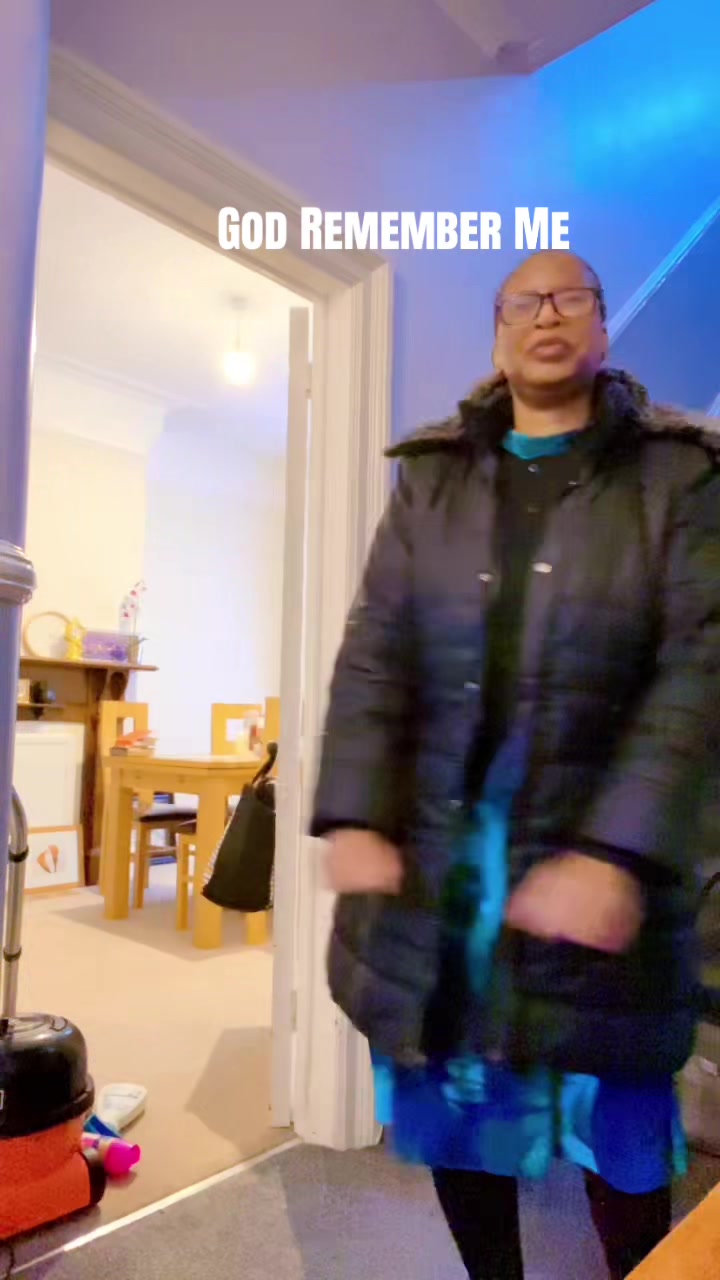 @Leahja10