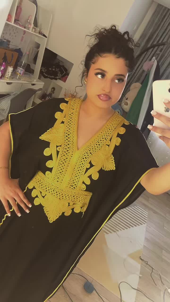 @سارة