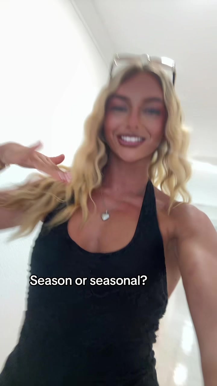 @chloehollyboyle
