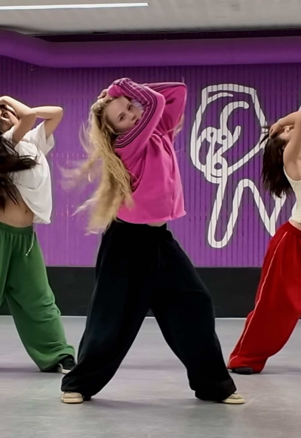 @MixDancers Academy