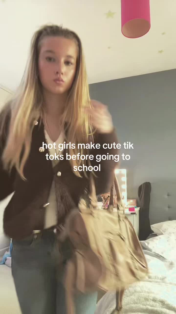 @holly