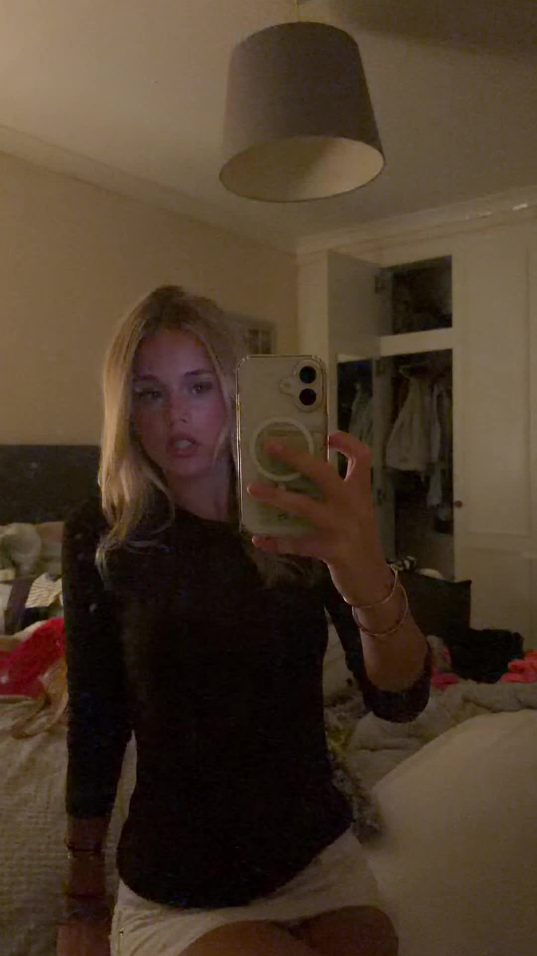 @️