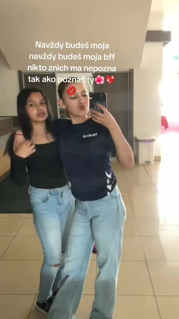 @SIMUSKA LOWE SOFIA ❤️