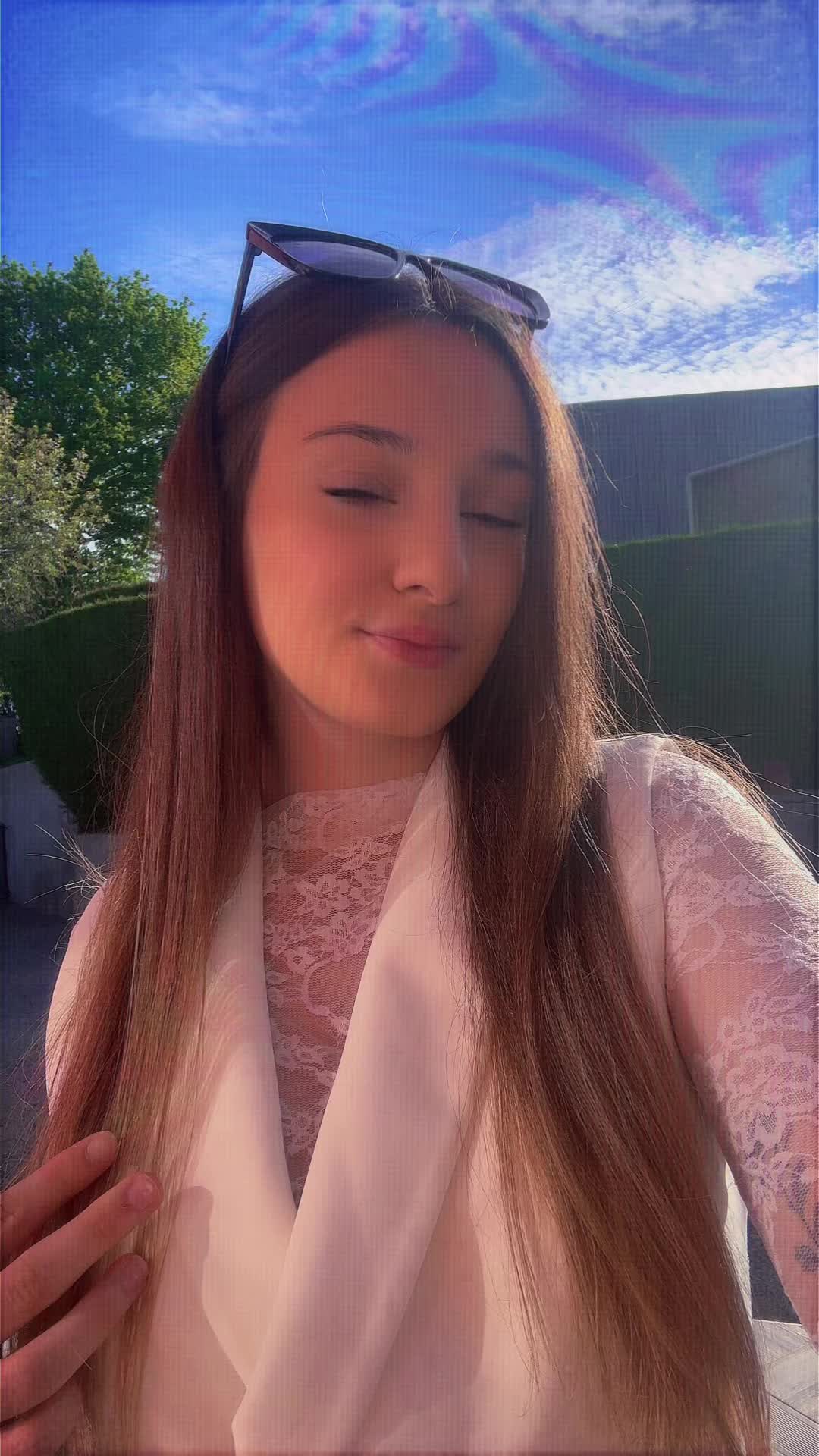 @clara