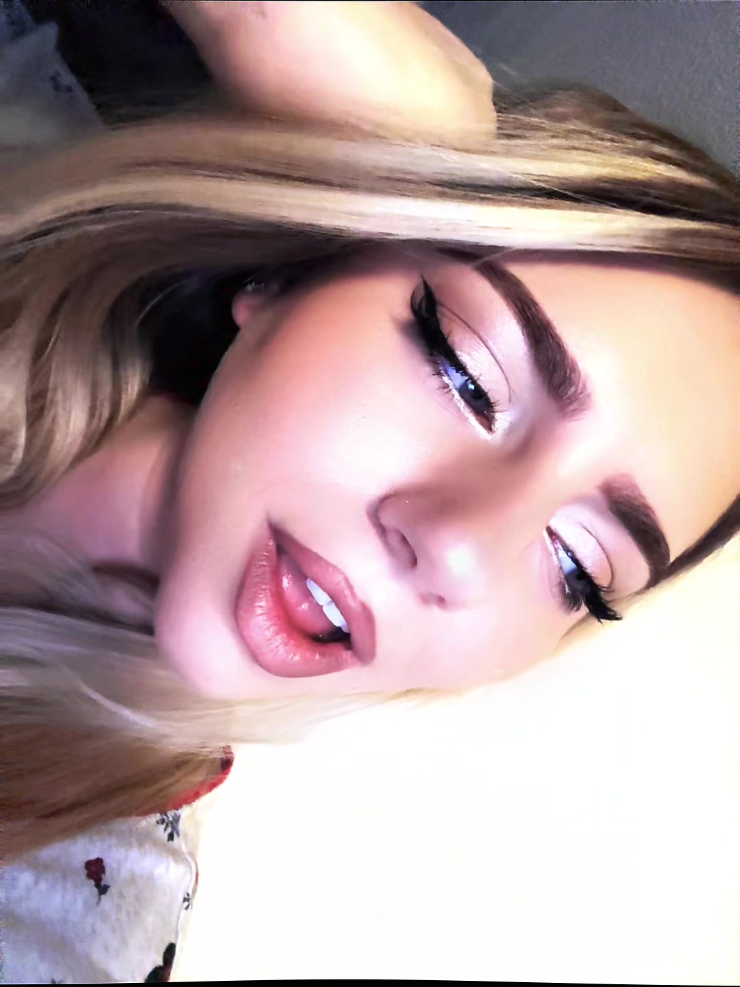 @𝓛𝓮𝓸𝓷𝓪🇦🇱