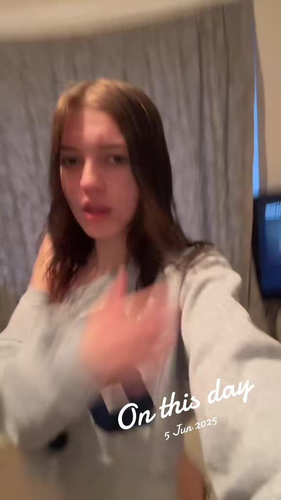 @️
