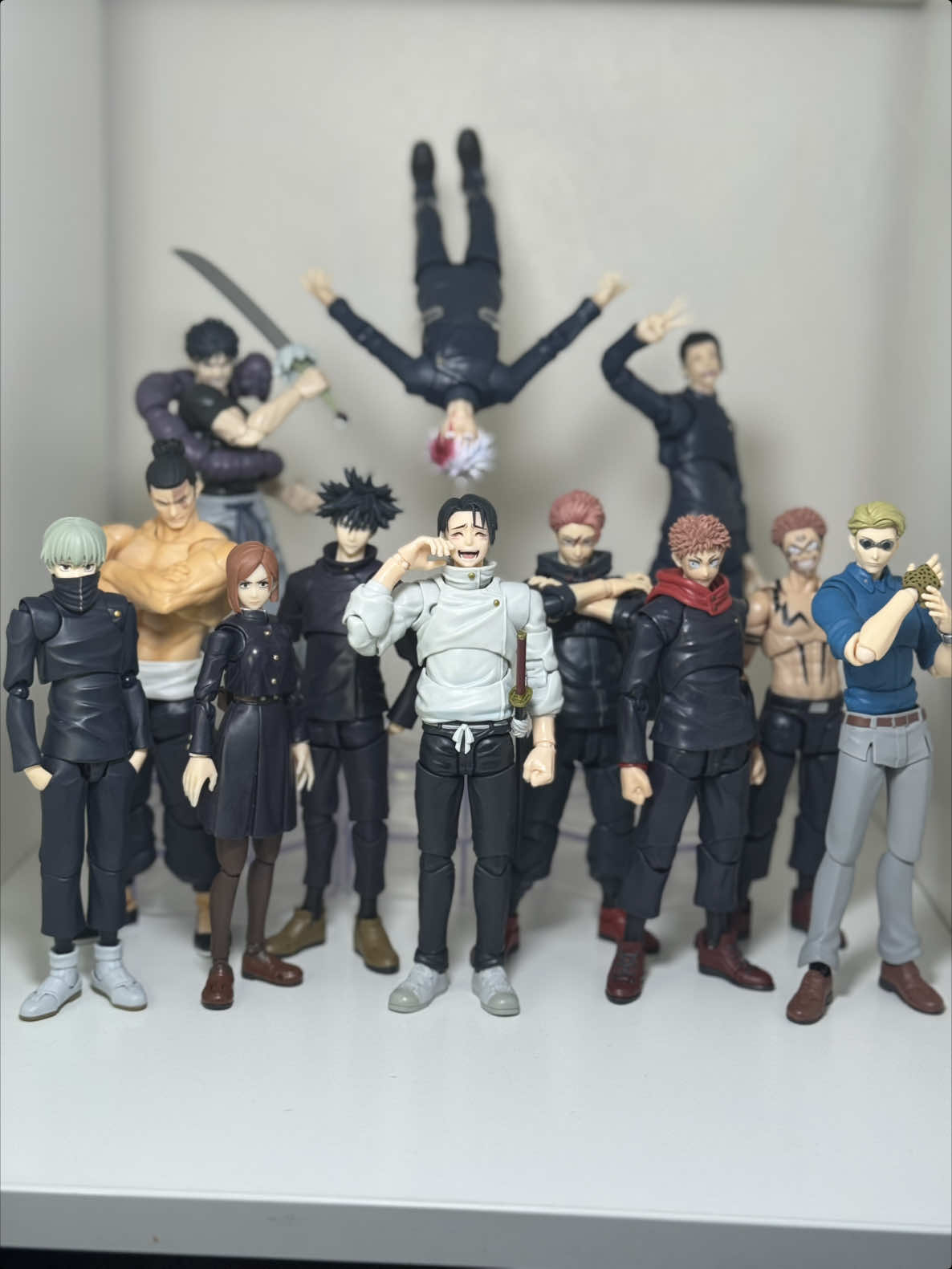 @BrickAway🧱