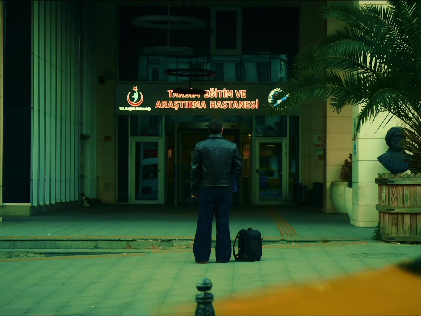 @Umut Capone