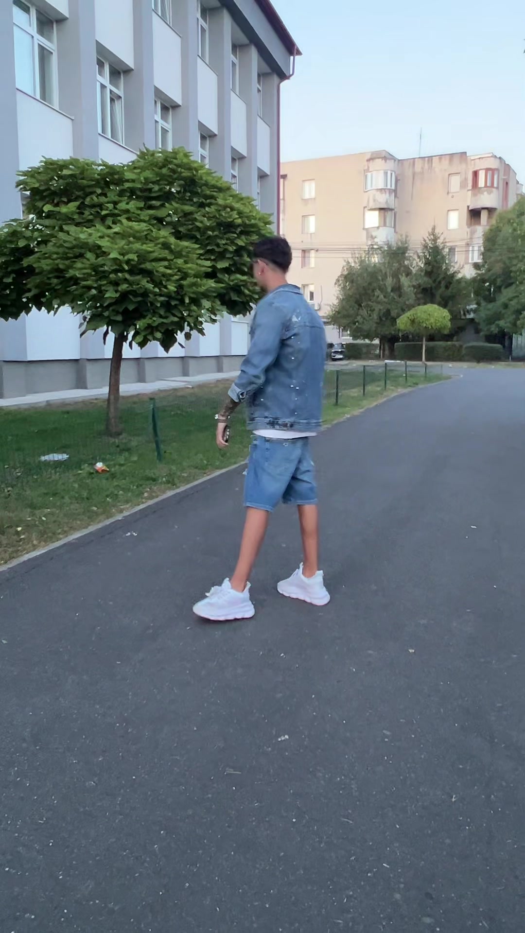 @andreibox