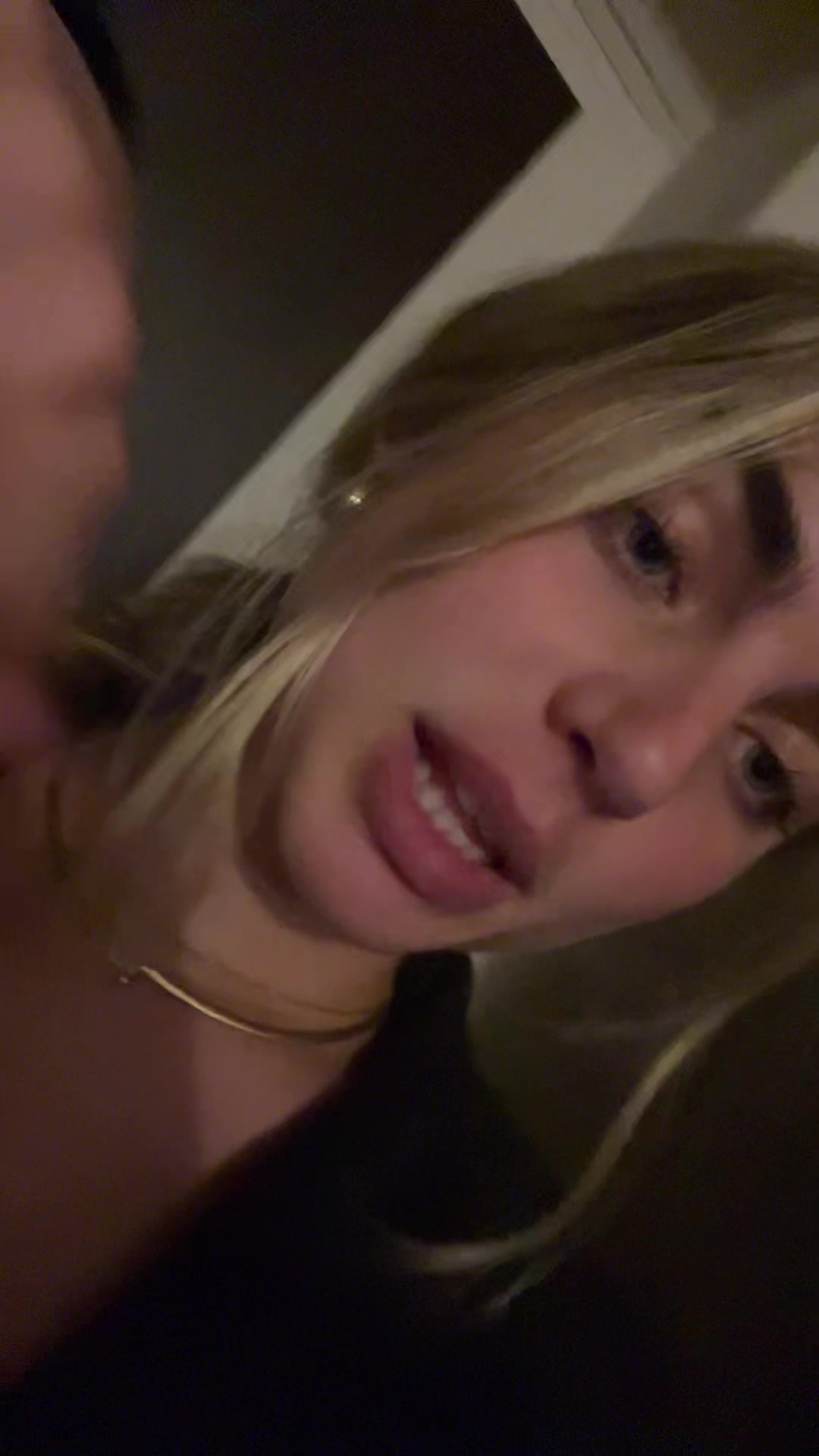 @Esti