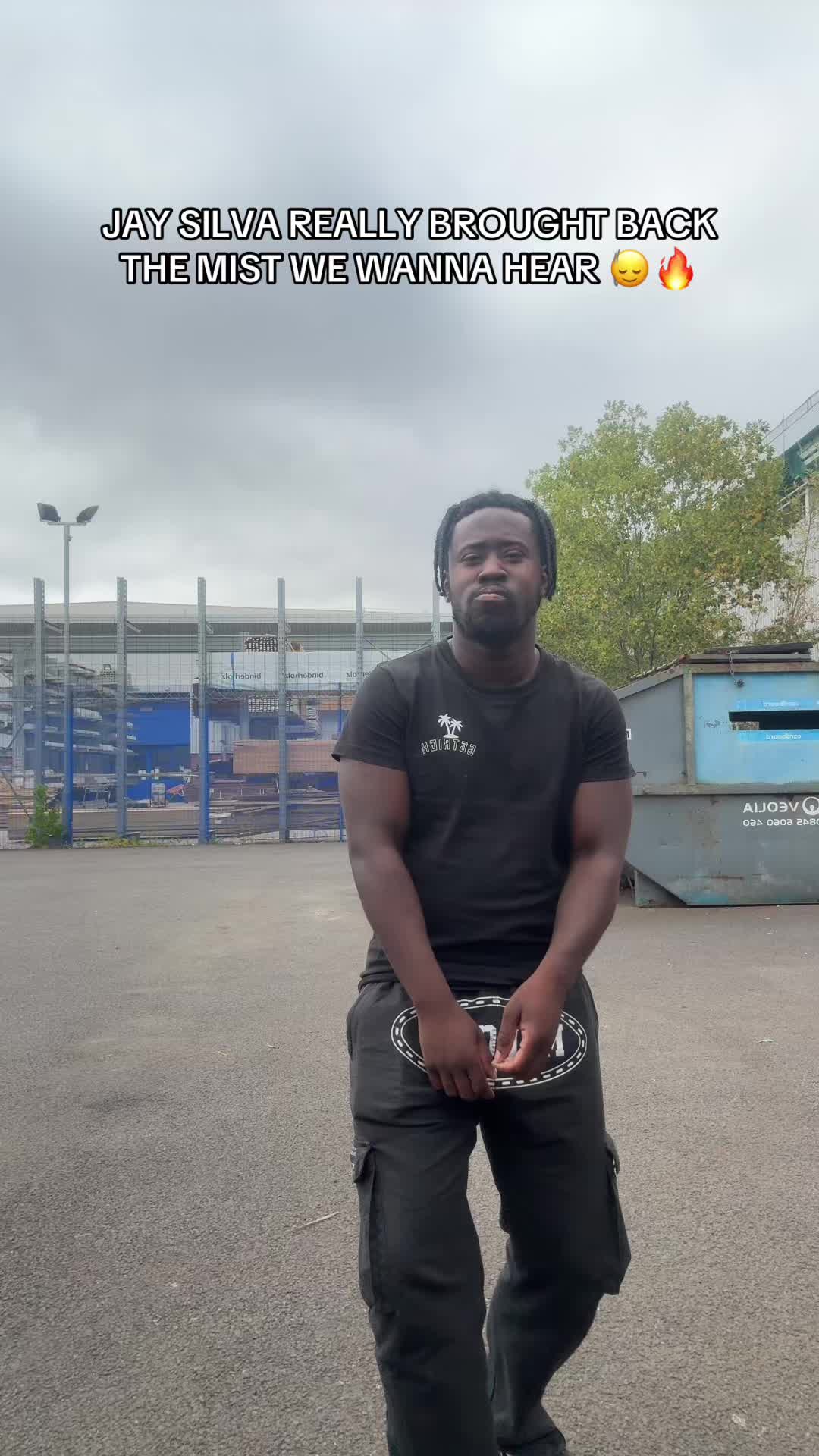 @MR HAPPY FRIDAY🕺🏾🥳