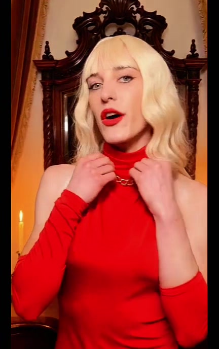 @Kiki_sissy_BOY