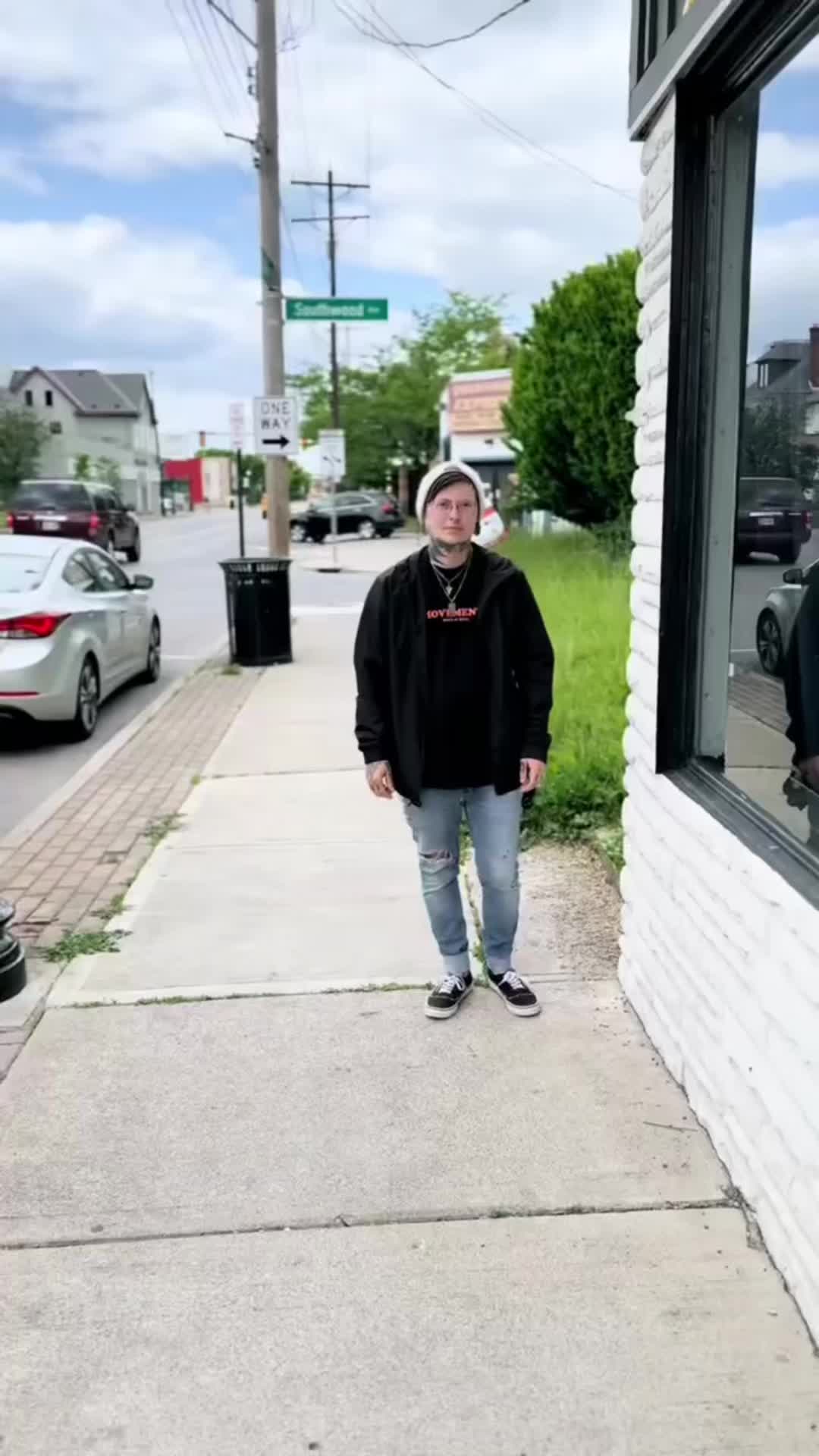 @alexis