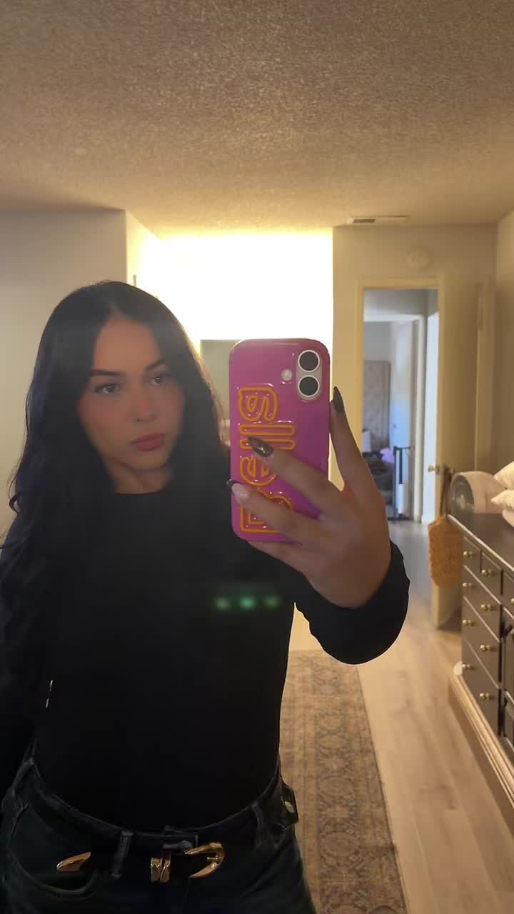 @b3llaw3lla