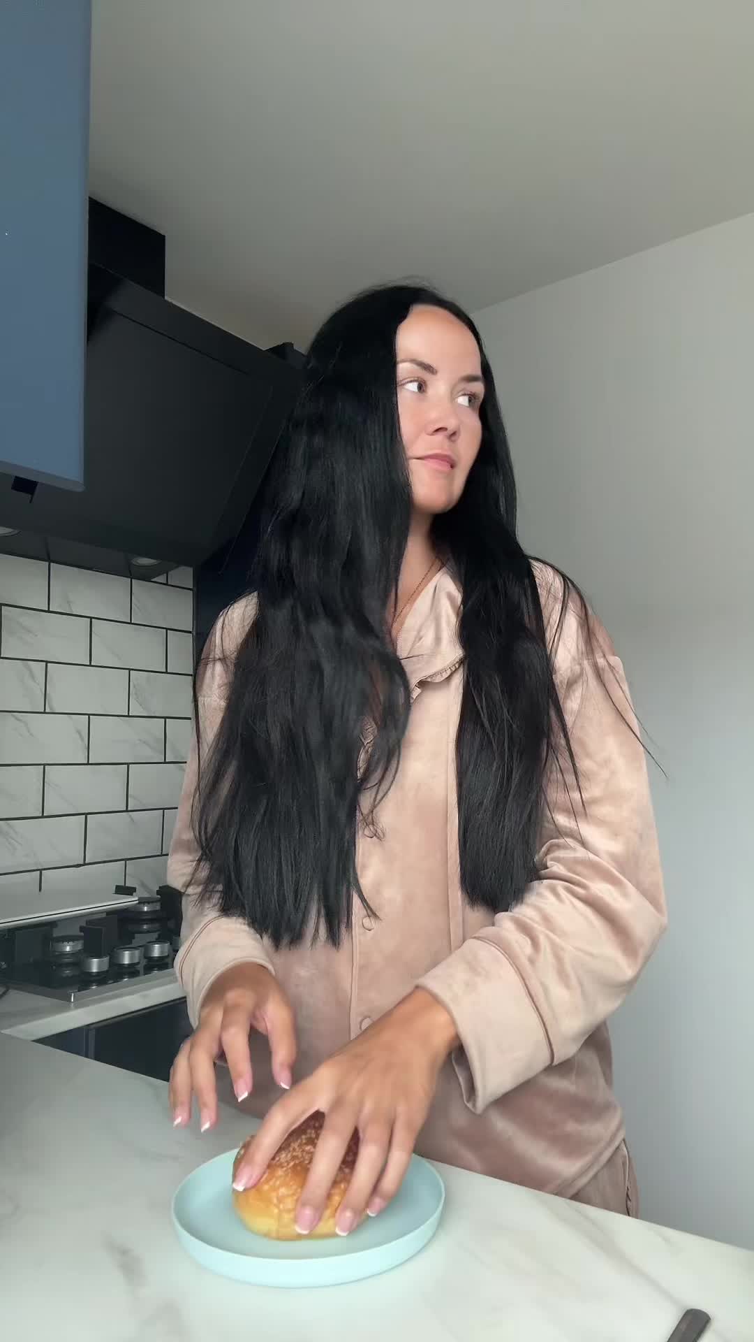 @Sabrinakinsella