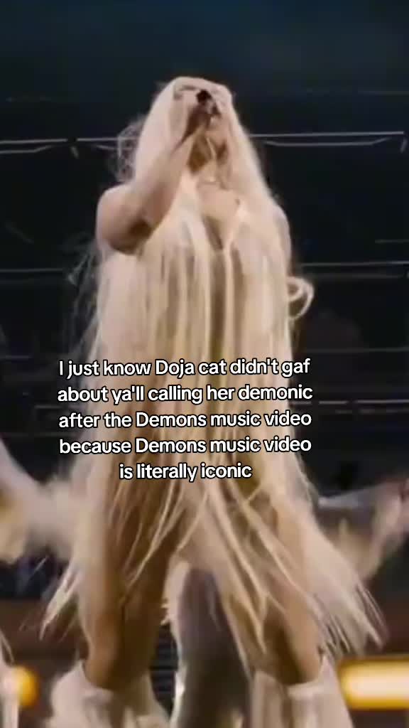 @👸