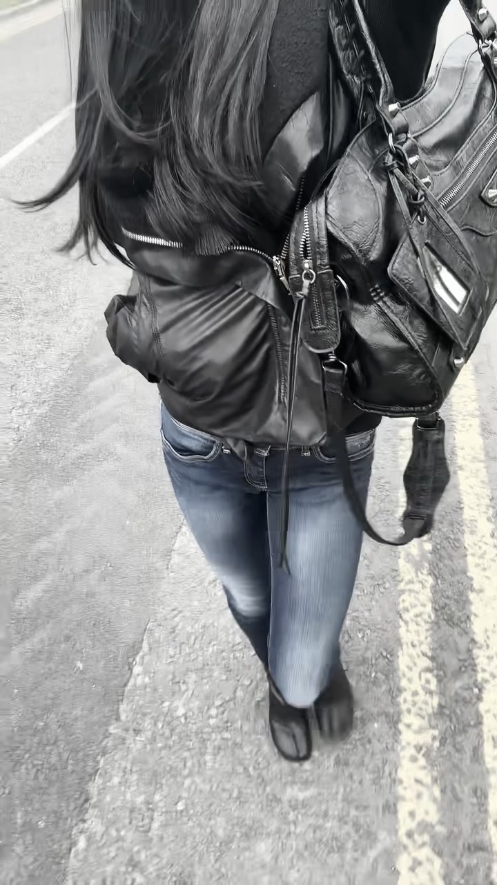 @nikolestunna