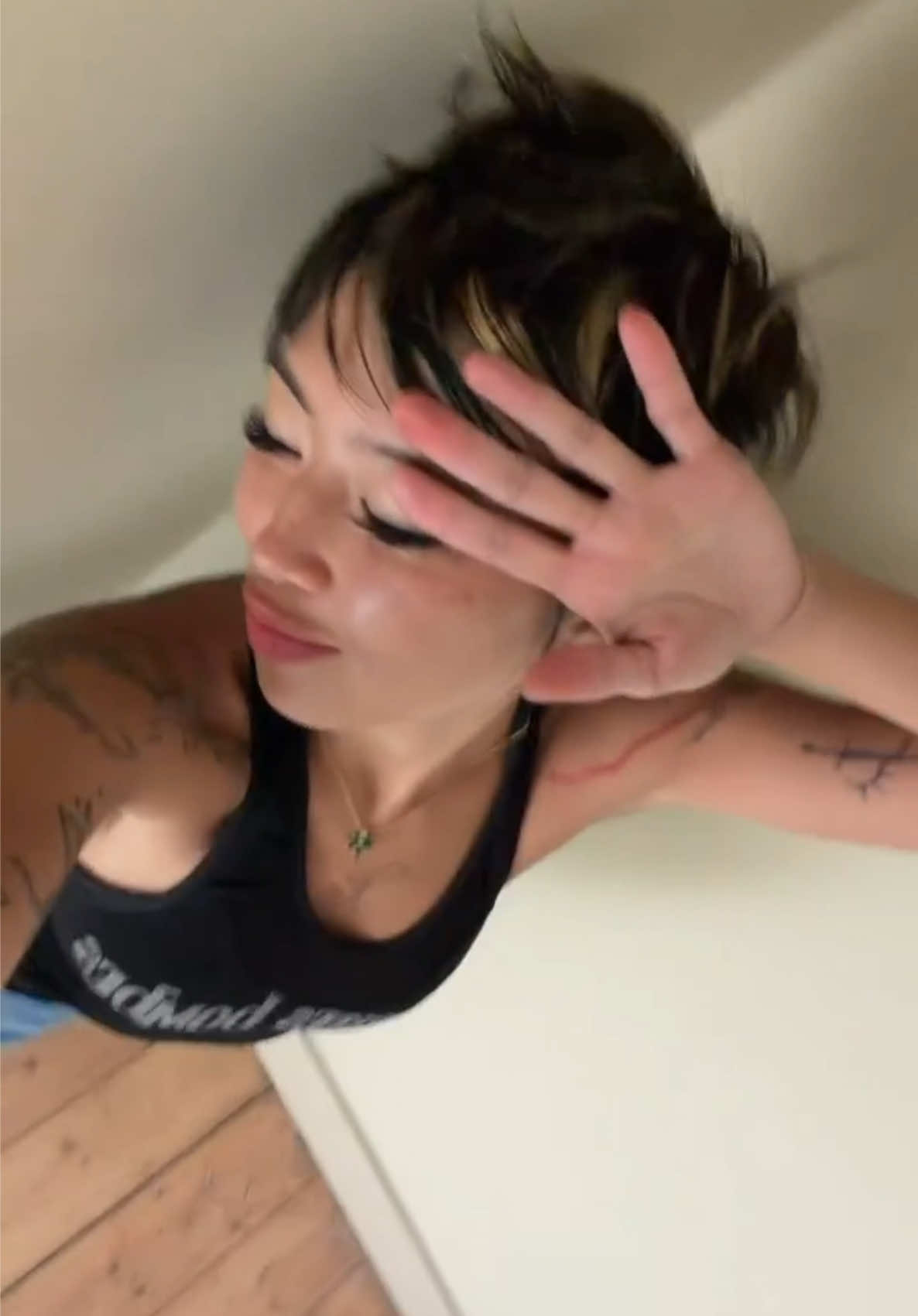 @Beabadoobee