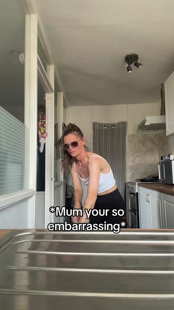 @justmekayleigh